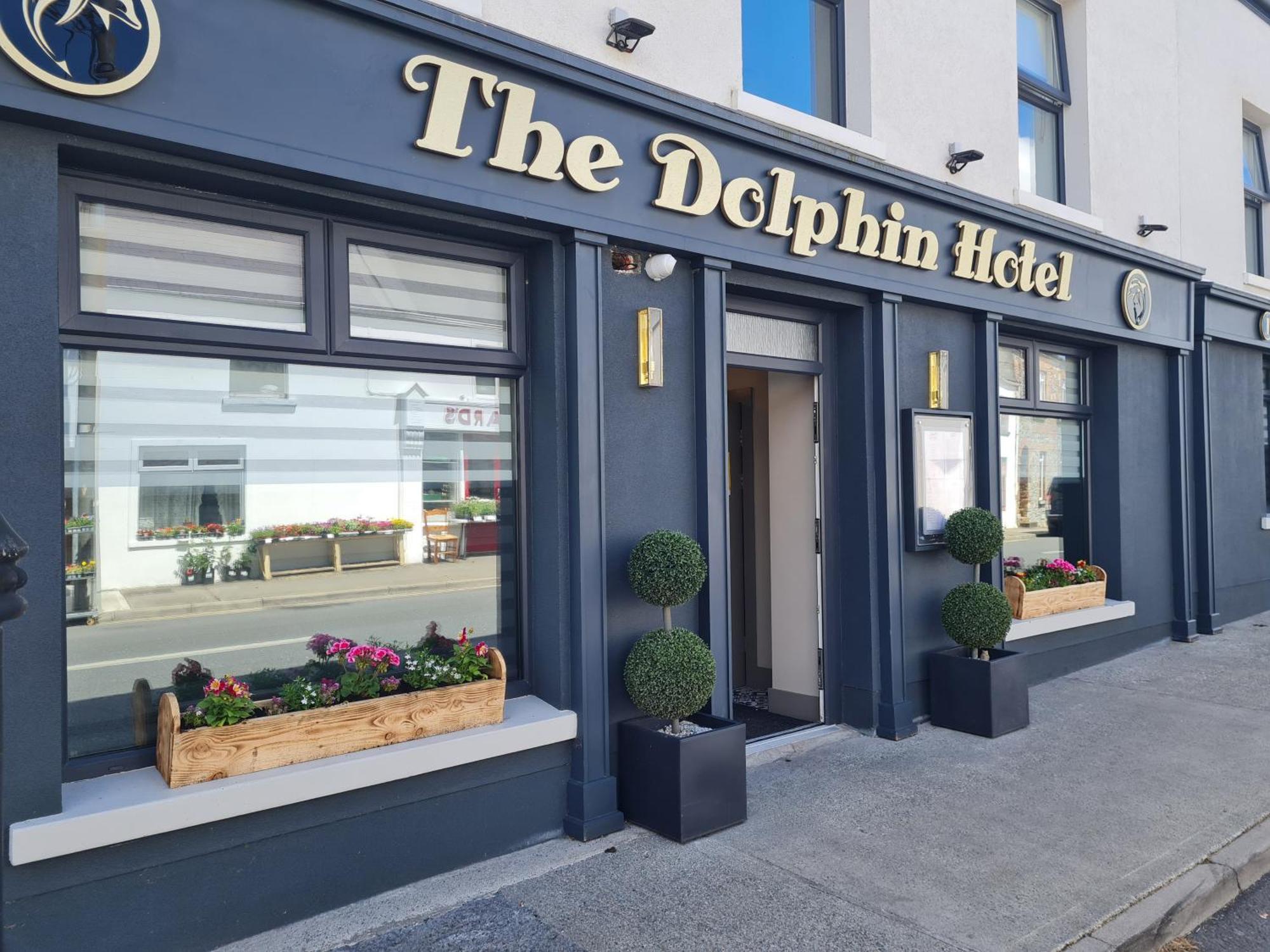 The Dolphin Hotel Crossmolina Exterior photo